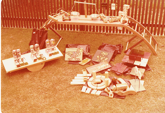 1976 First Toy Library-1