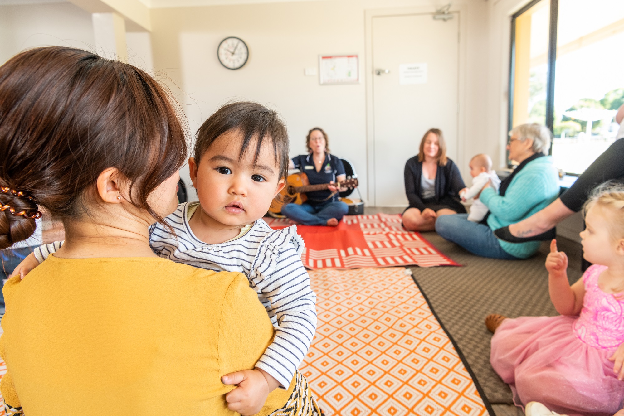 Child with parent at Sing&Grow